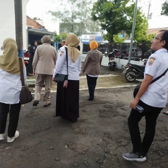 Rabu, 19 Feb 2025, Dinas PMPTSP Kab. Pemalang dengan Tim Visitasi telah melakukan Visitasi Klinik Polres Pemalang